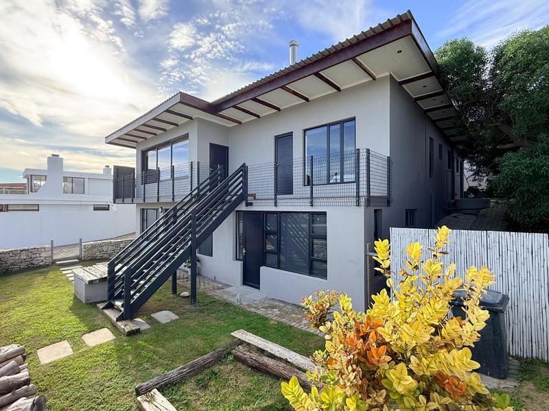 4 Bedroom Property for Sale in Stilbaai East Western Cape